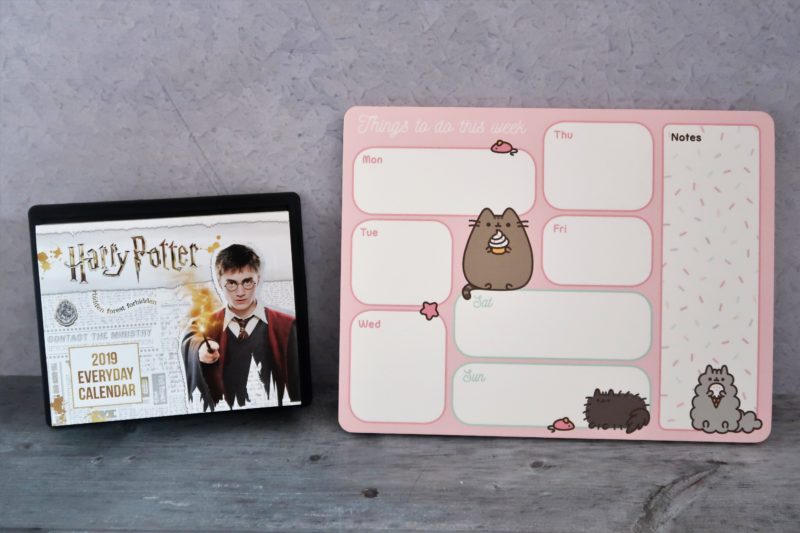 Harry Potter Desk Block and Pusheen Desk Pad