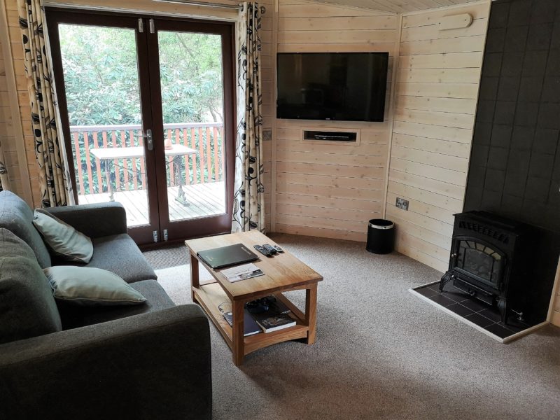 Kelling Heath 2 bedroom woodland lodge living area