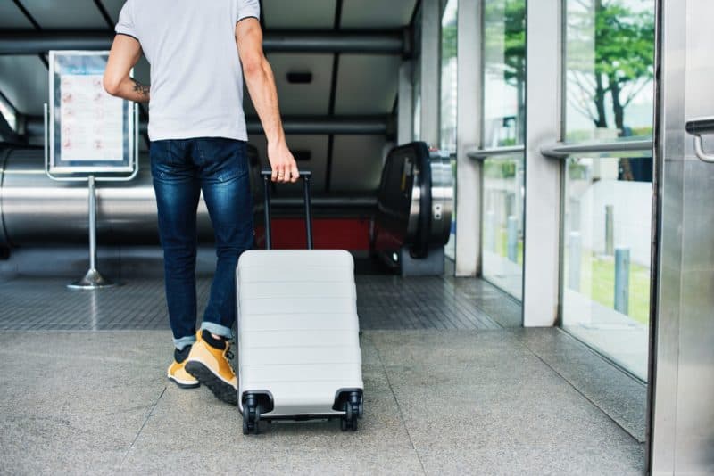 What You Should Always Bring With You While Travelling