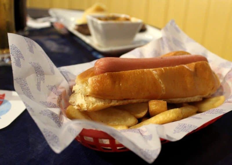 Children's hot dog at Planet Hollywood