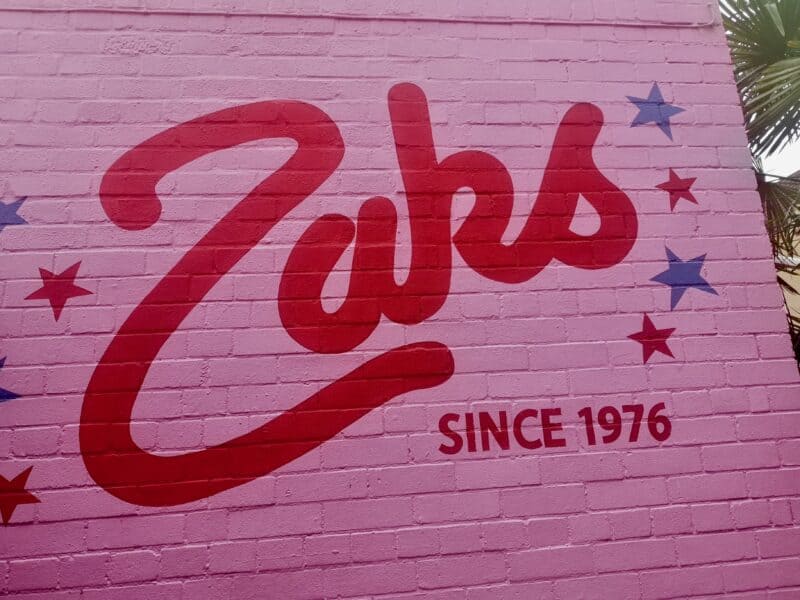 Zaks restaurant logo