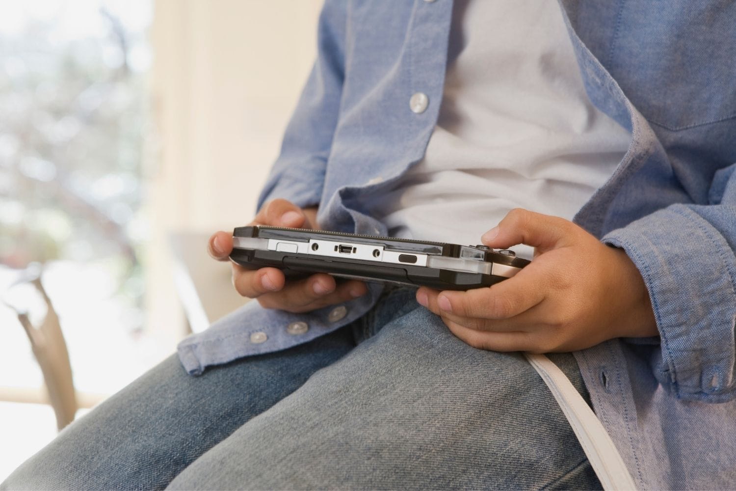 5 Negative Health Effects Of Gaming On Children - Me, Him, The Dog And ...