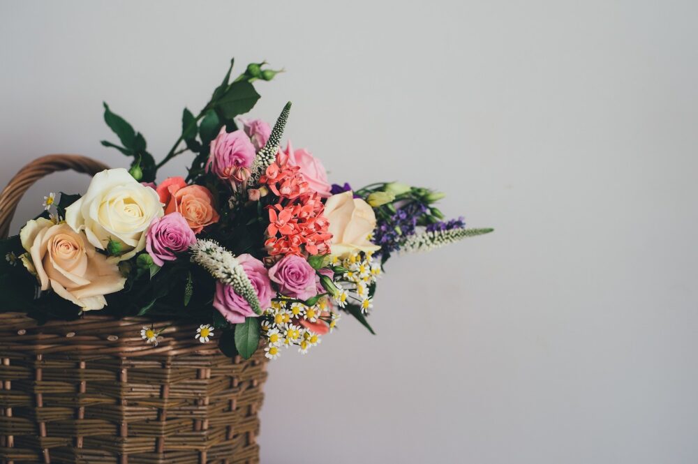 bouquet of roses in a basket