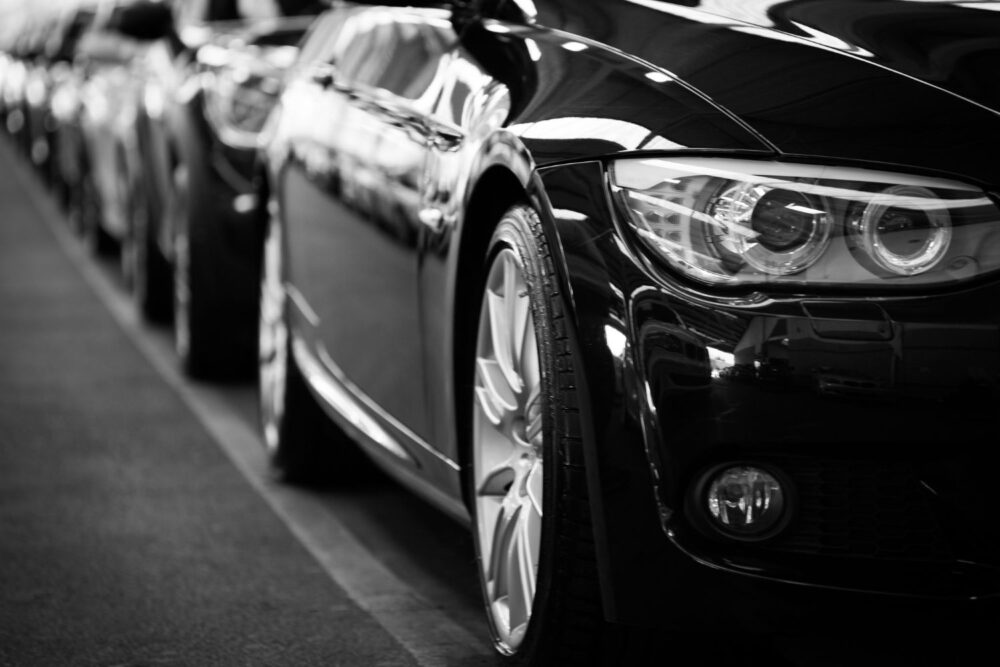 How to give your car a shiny look this summer