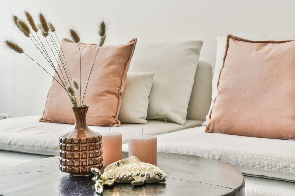 13 Ways The Pros Slash Their Interior Décor Costs