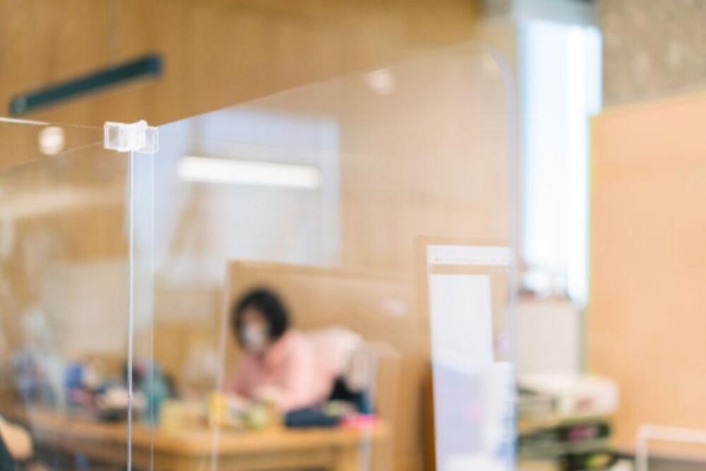 7 Advantages Of Acrylic You Need To Know