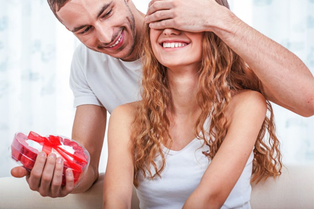 Valentine's Day Gift Ideas for Your Wife, Fiancé, or Girlfriend