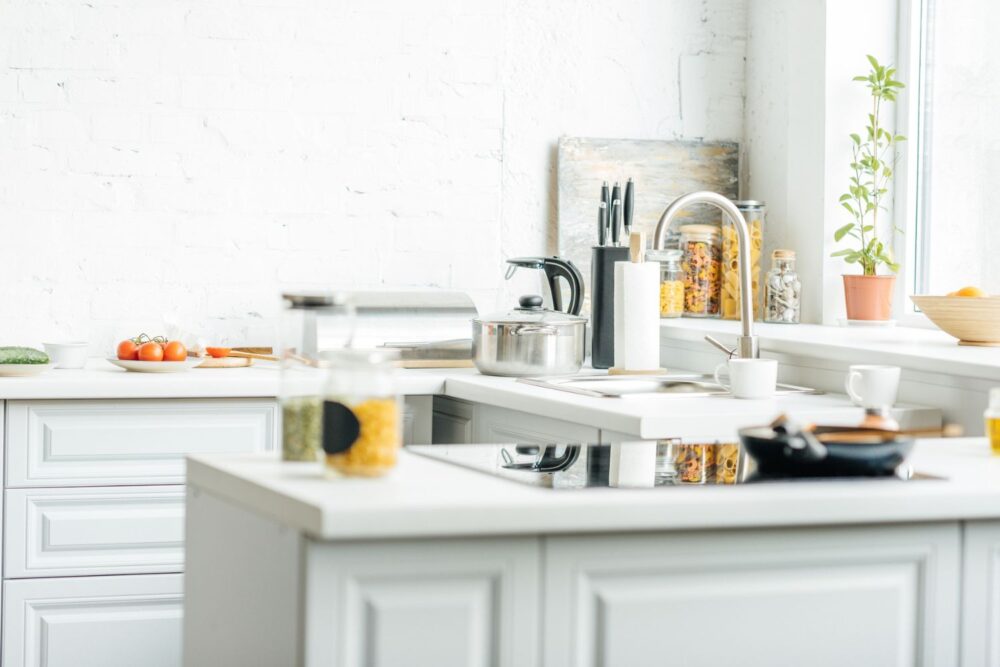 Renovating Your Kitchen: 4 Budget-Saving Tips